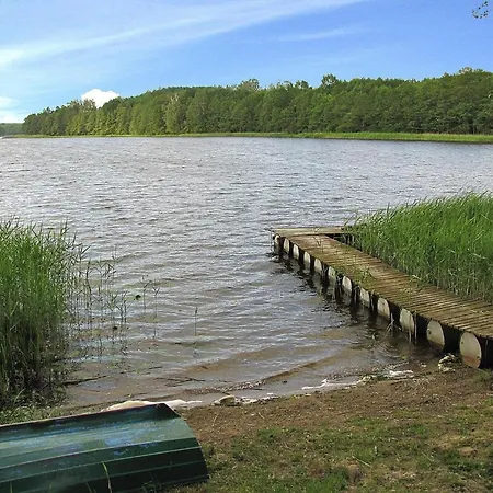 Beautiful Only 300m From The Lake,