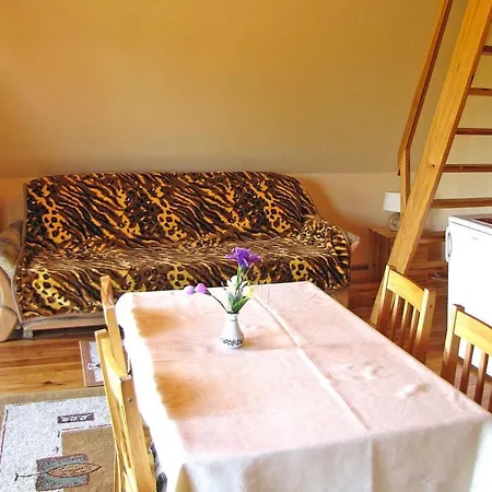 Beautiful Only 300m From The Lake,