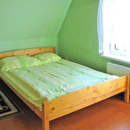 Beautiful Only 300m From The Lake, *